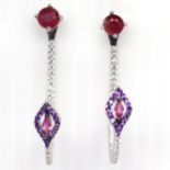 A pair of unusual 925 silver snake drop earrings set with rubies and white stones, L. 3.4cm.