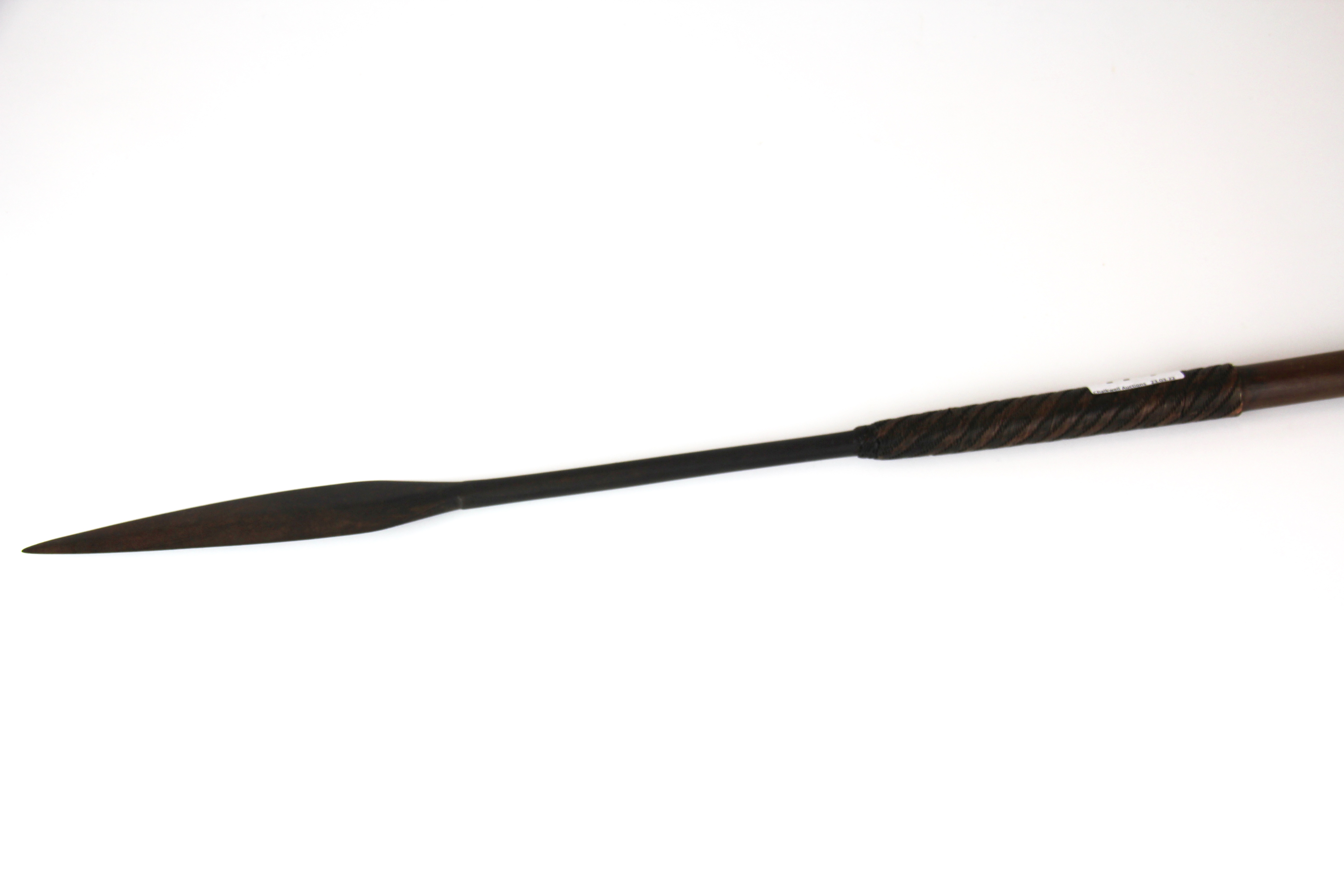 A rare Zulu battlefield stabbing spear with intricately woven copper wire, overall L. 120cm. - Bild 2 aus 3