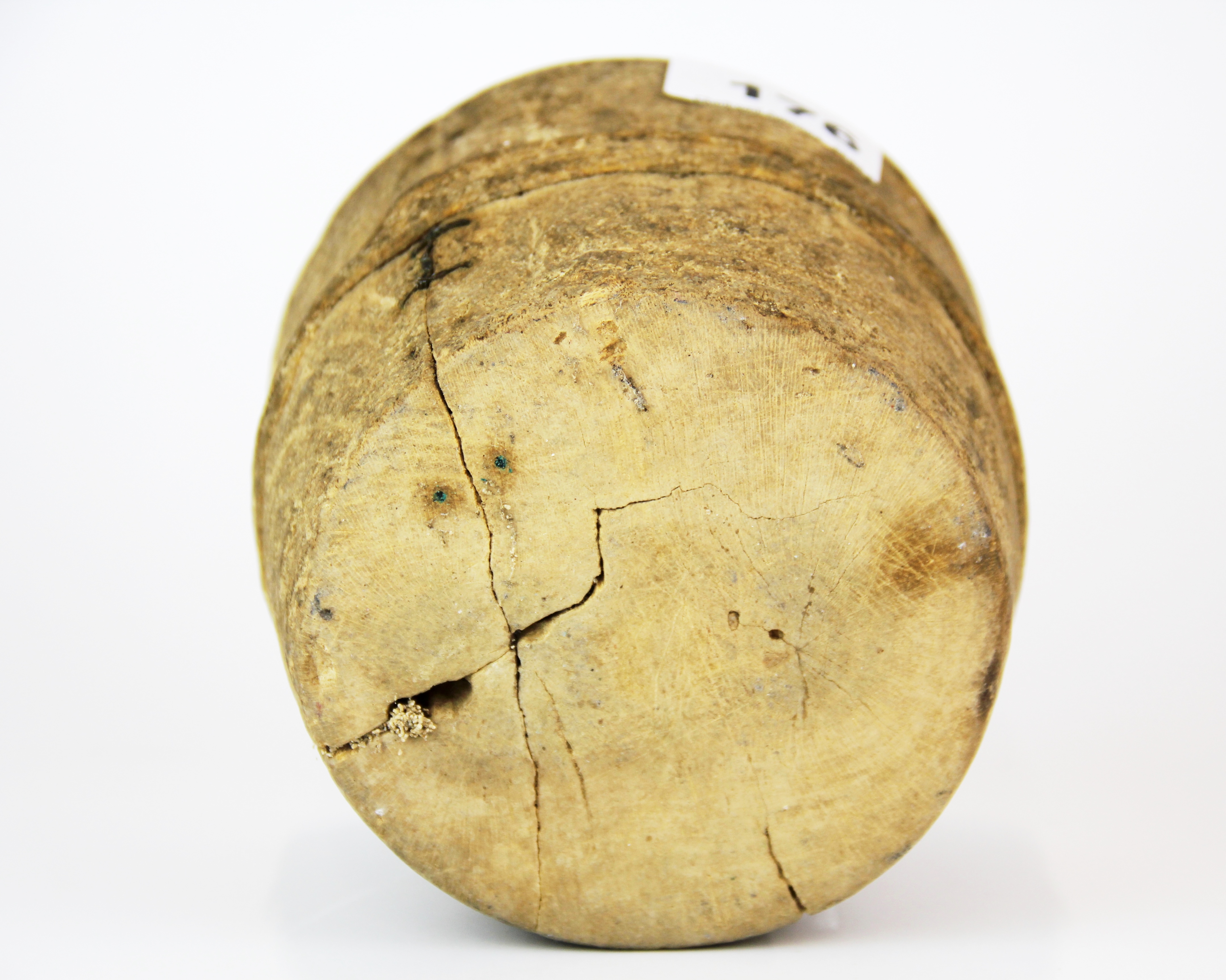 An interesting early tribal wooden bowl jointed with copper wire and bound with hide, 10 x 12cm. - Image 3 of 3