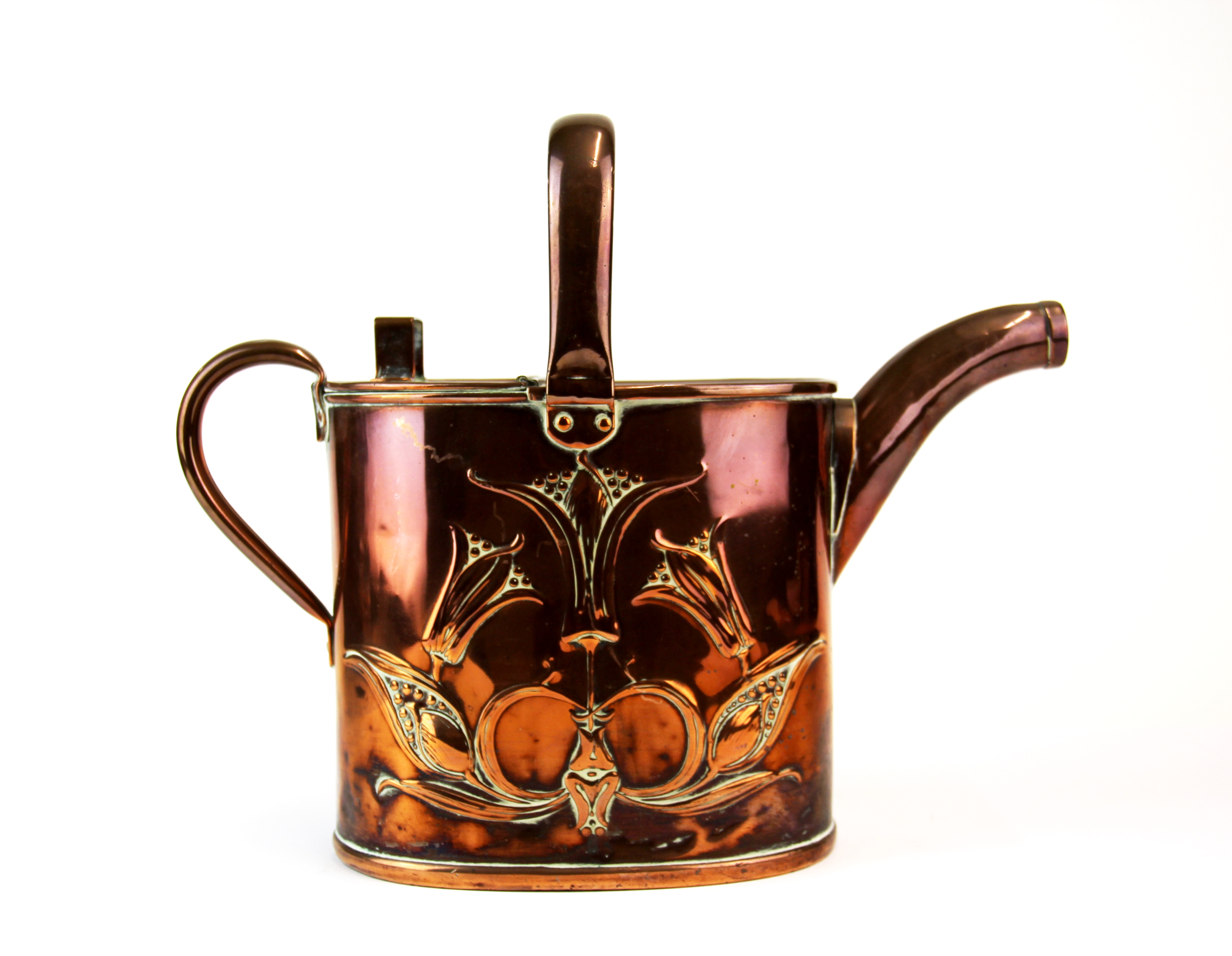 An Art Nouveau hammered copper watering can, Rd 442771 by J.S. & S, H. 24cm. - Image 3 of 3