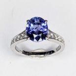 An 18ct white gold estimated AAA oval tanzanite and Approx. G coloured with a VS clarity,