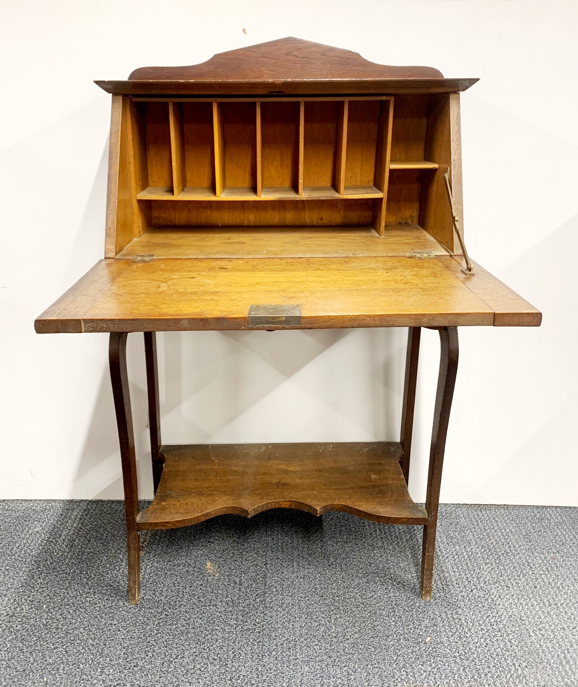 An Art Nouveau oak ladies bureau, W. 70cm, H. 115cm. - Image 2 of 2