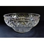 Art Deco Stuart Crystal Fruit Bowl Circa 1930's Acid Etch Mark. A fine quality Stuart Crystal