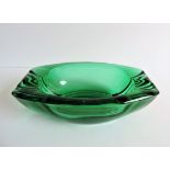 Vintage Green Art Glass Dish. A wonderful art deco style dish 15cm wide and 5cm high. Condition: