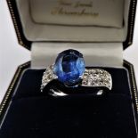 Sterling Silver 3.4ct Blue Sapphire Ring New with Gift Box. A fabulous ring in sterling silver set