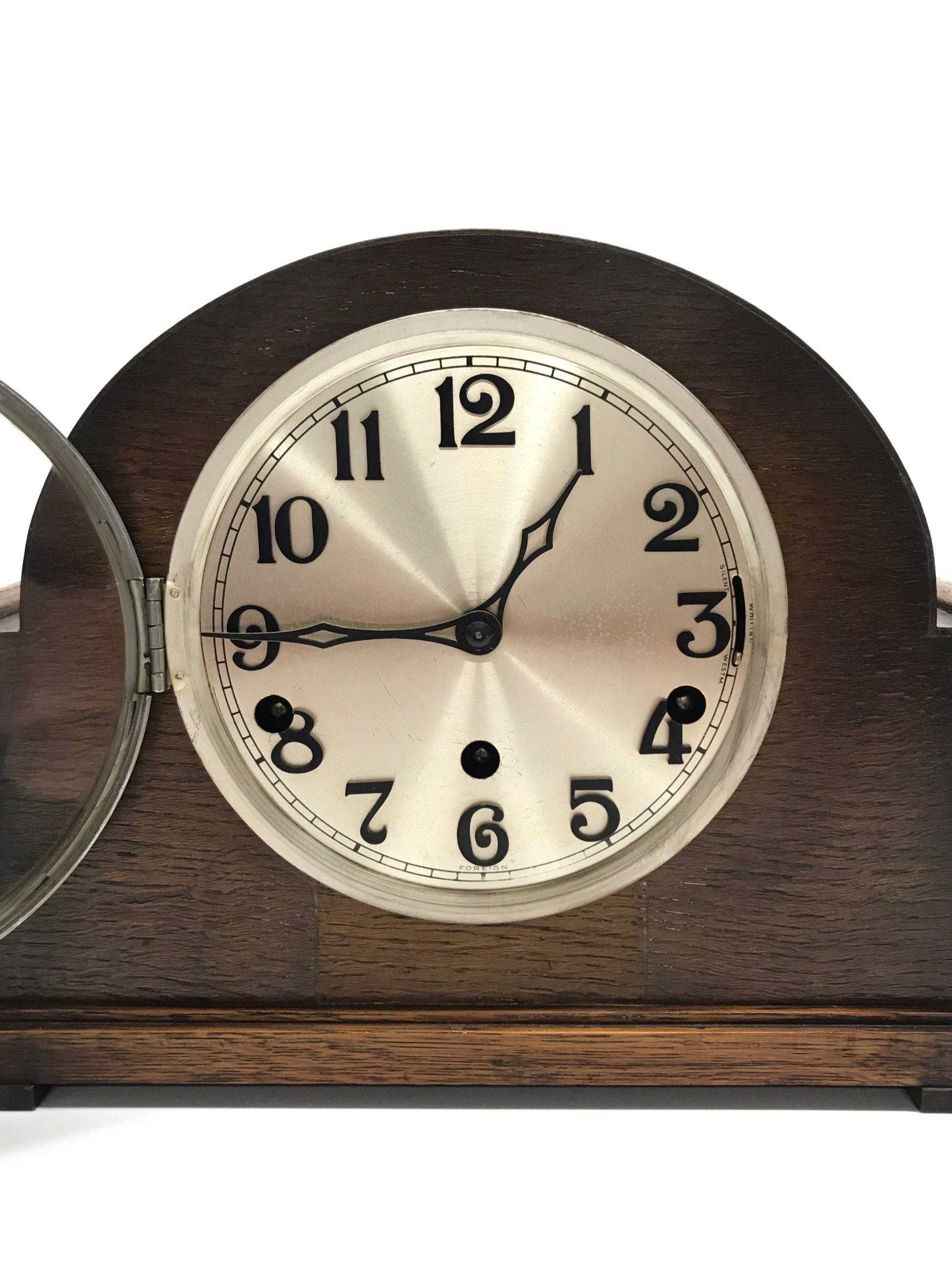 A 1930's chiming oak veneered mantel clock, H. 22cm. - Image 2 of 3