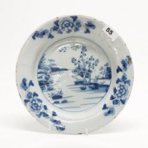 An 18th century hand painted English Delft Pottery plate with Chinese style design, Dia. 26.5cm.