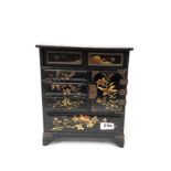 A 1920's Japanese laquered wooden jewellery chest, 29 x 25cm.