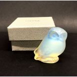 A boxed Lalique crystal owl, H. 6cm.