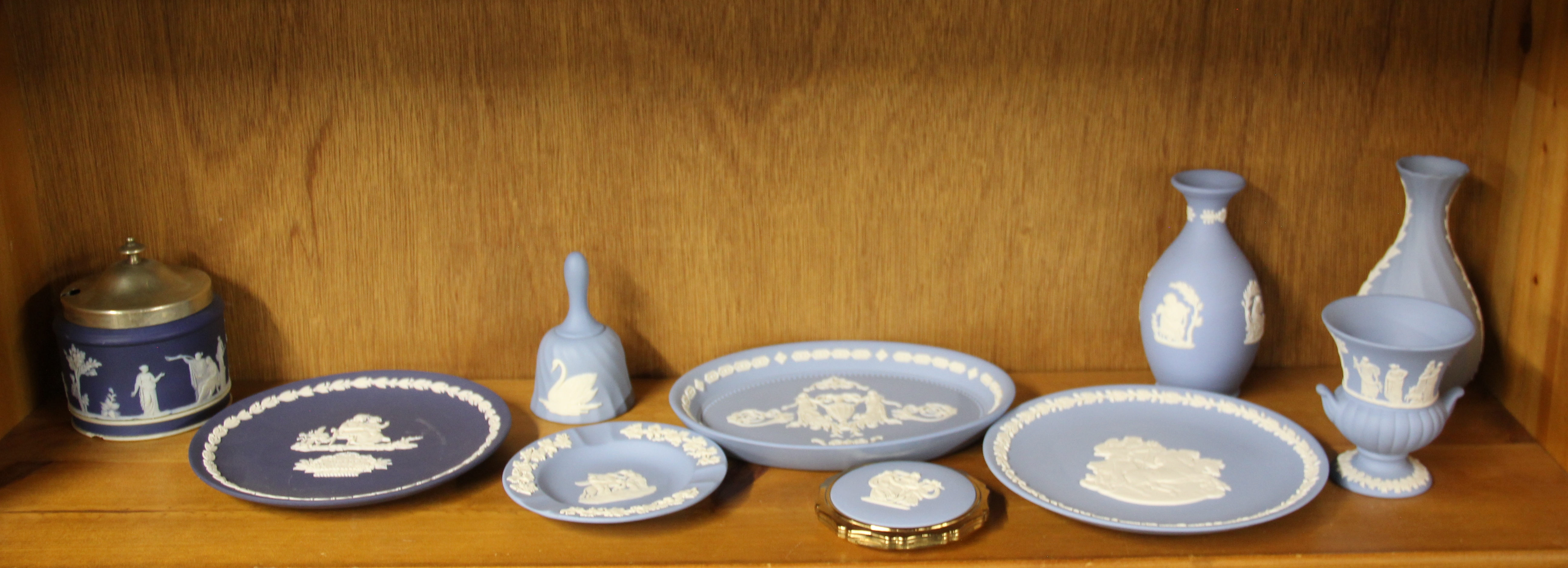 A quantity of food Wedgwood. - Image 2 of 3