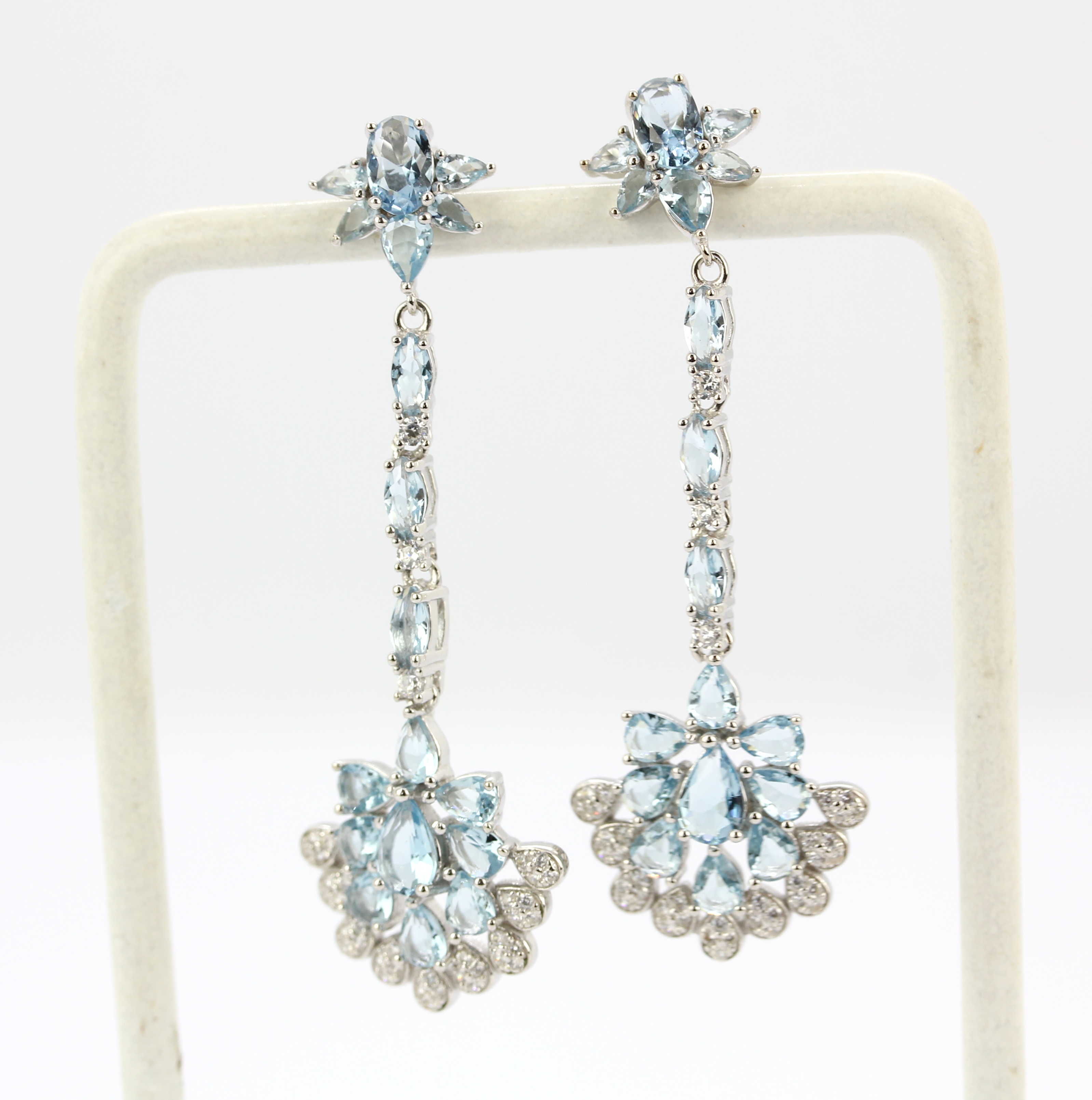 A pair of 925 silver drop earrings set with pear and oval cut blue topaz and cubic zirconias, L. - Image 2 of 2