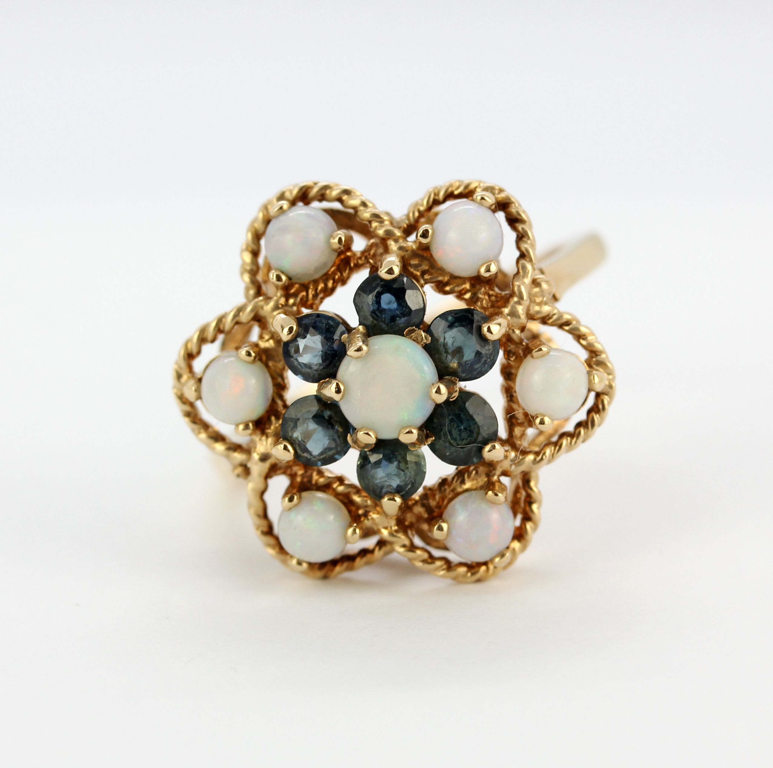 A large hallmarked (worn hallmark) 9ct yellow gold ring set with round cabochon cut opals and - Image 4 of 4
