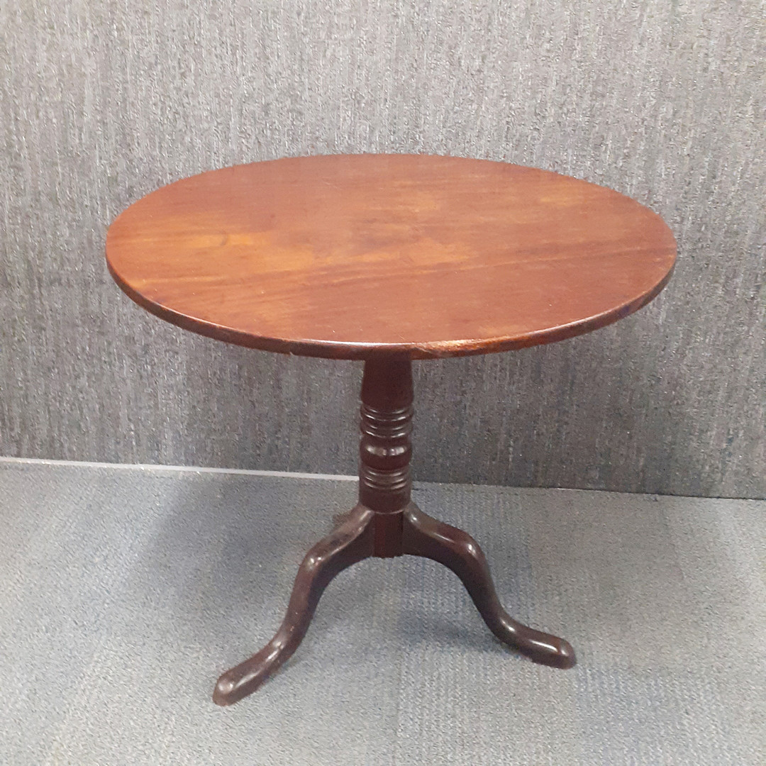 A Georgian mahogany tripod leg, tilt top tea table, H. 70cm Dia. 79cm.