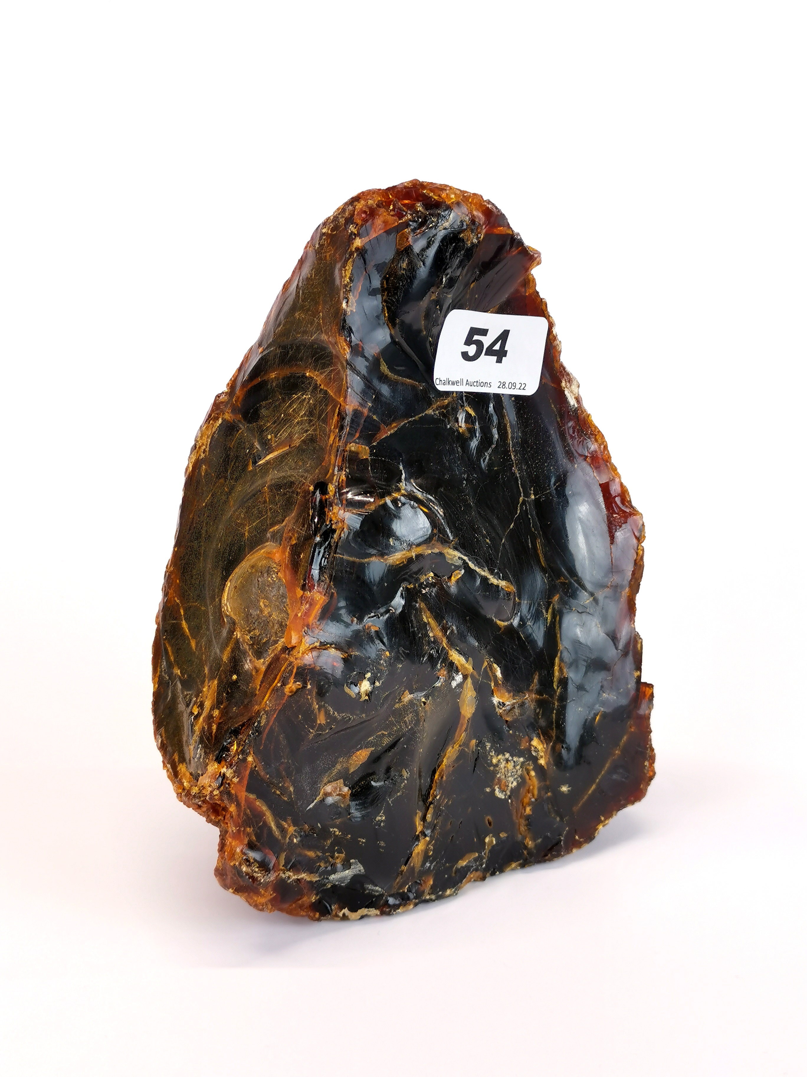 A large uncut piece of natural amber, weight approx. 1040g, H. 19cm.