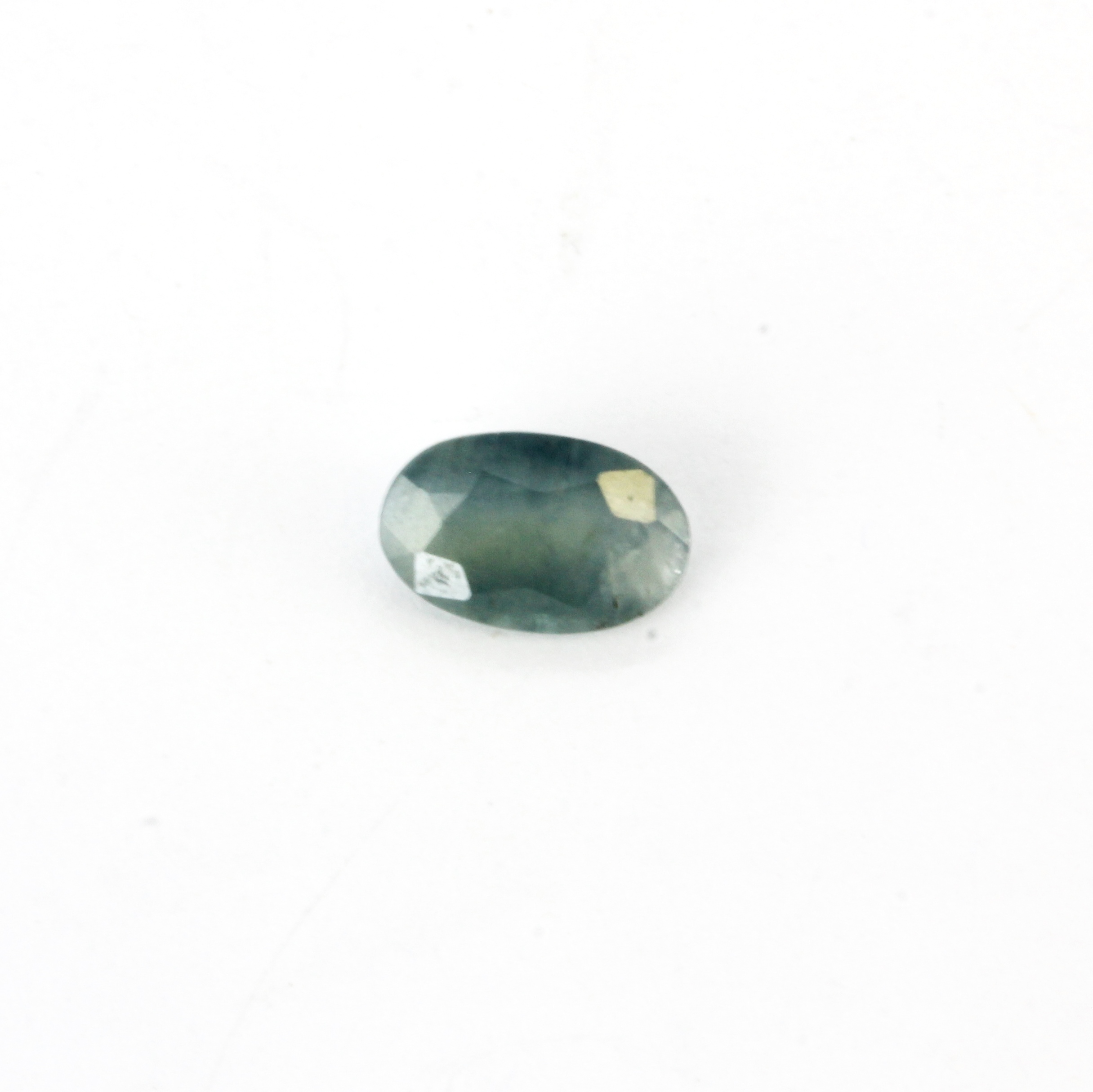 An unmounted oval cut natural blue sapphire, approx. 1.59ct. GLI certified. - Image 2 of 2