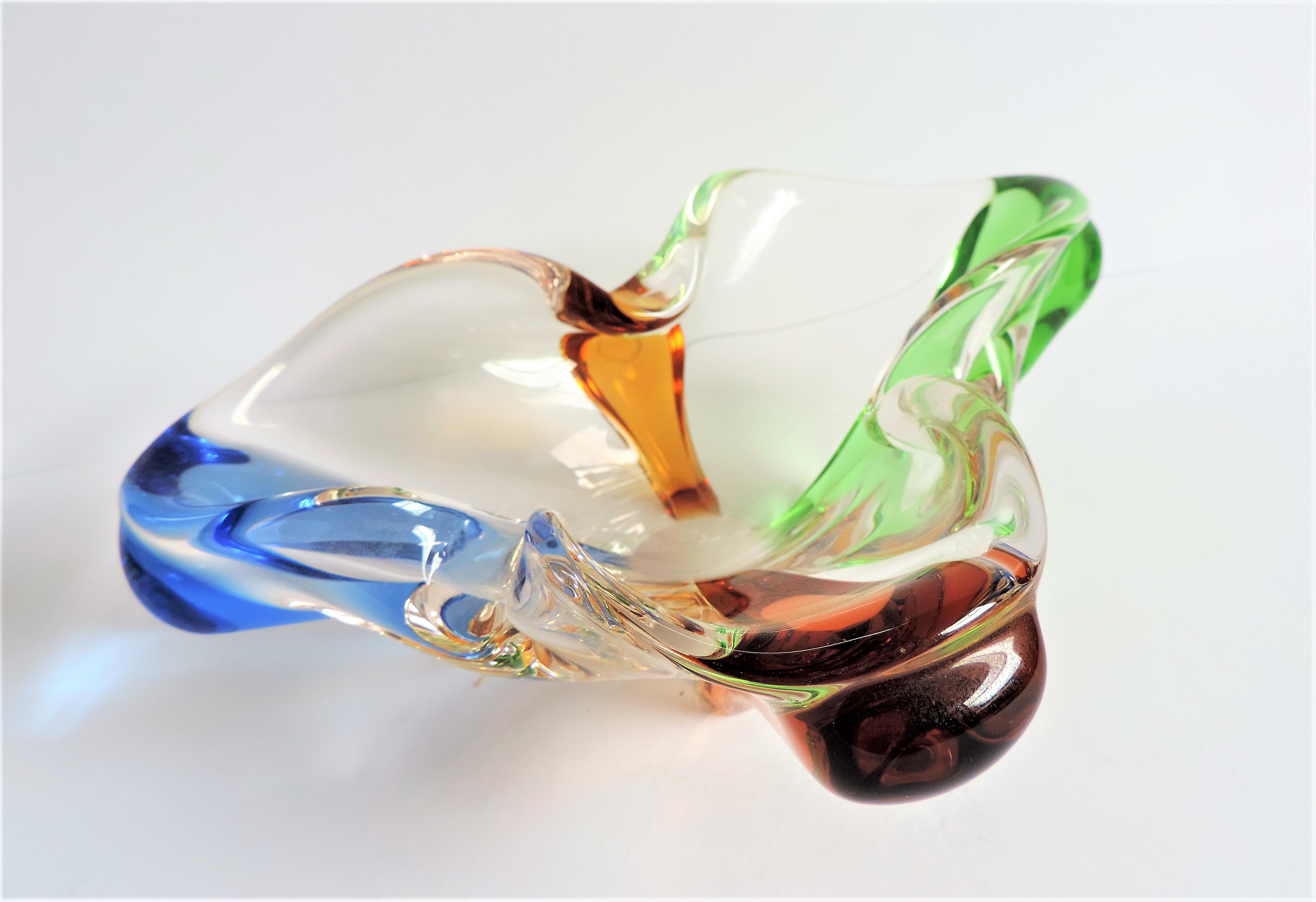 Vintage Franziek Zemek Art Glass Bowl. Czech Bohemian Mstisov ‘Rhapsody’ collection 21cm x15cm   and