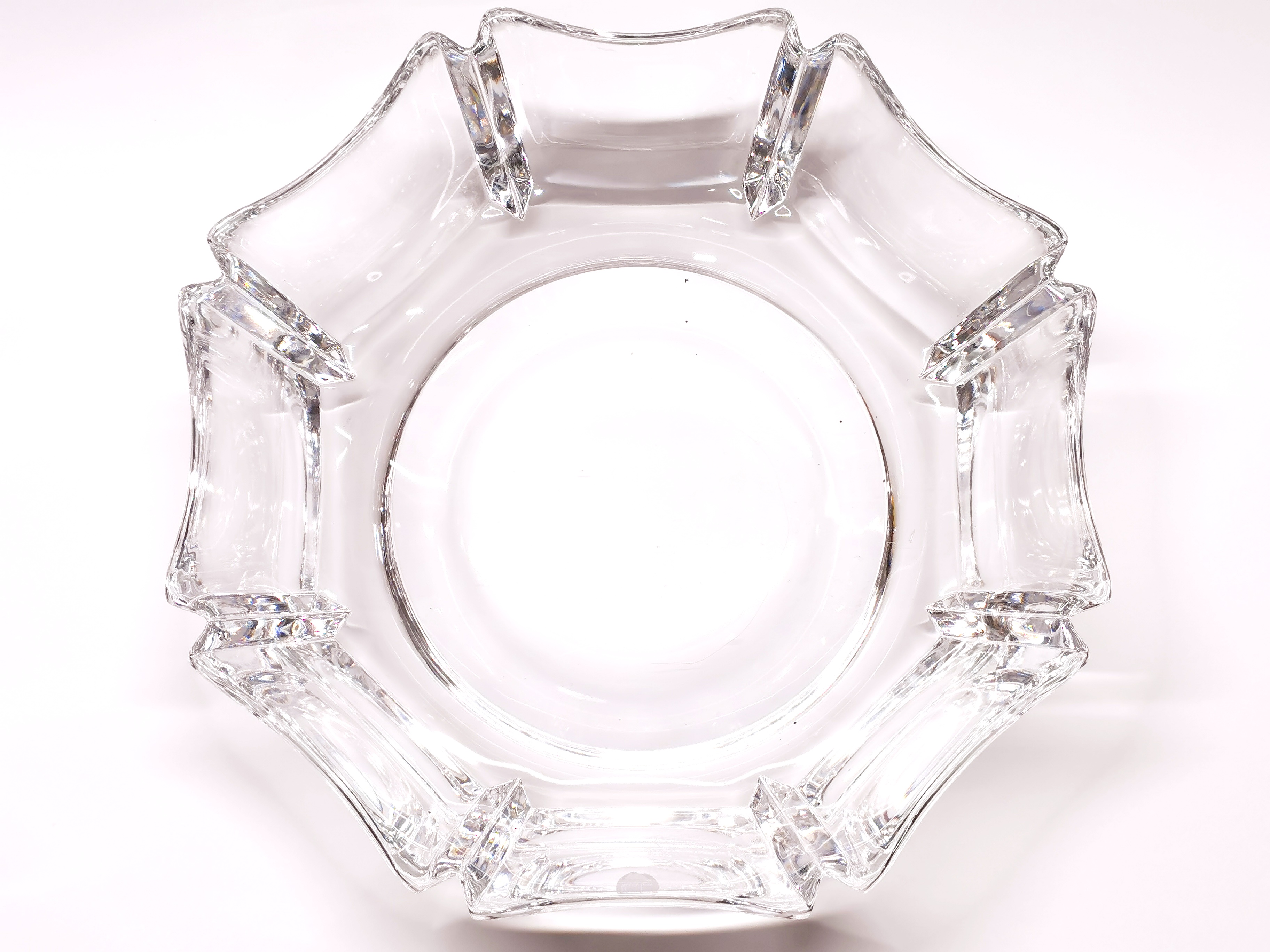 An impressive heavy crystal Orrefors signed bowl by Lars Hellsten c. 1970's, W. 26.5cm. - Image 5 of 6