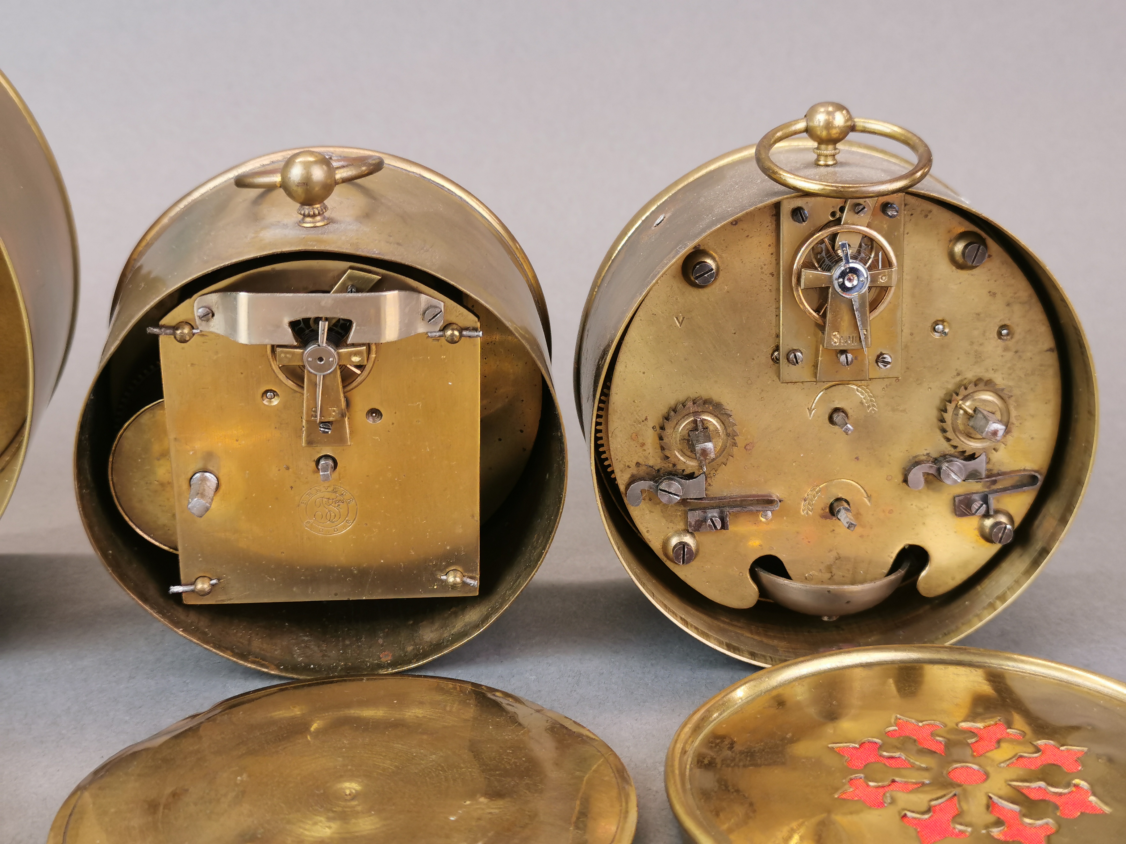 A group of four brass alarm clocks, largest Dia. 14cm. - Image 6 of 6