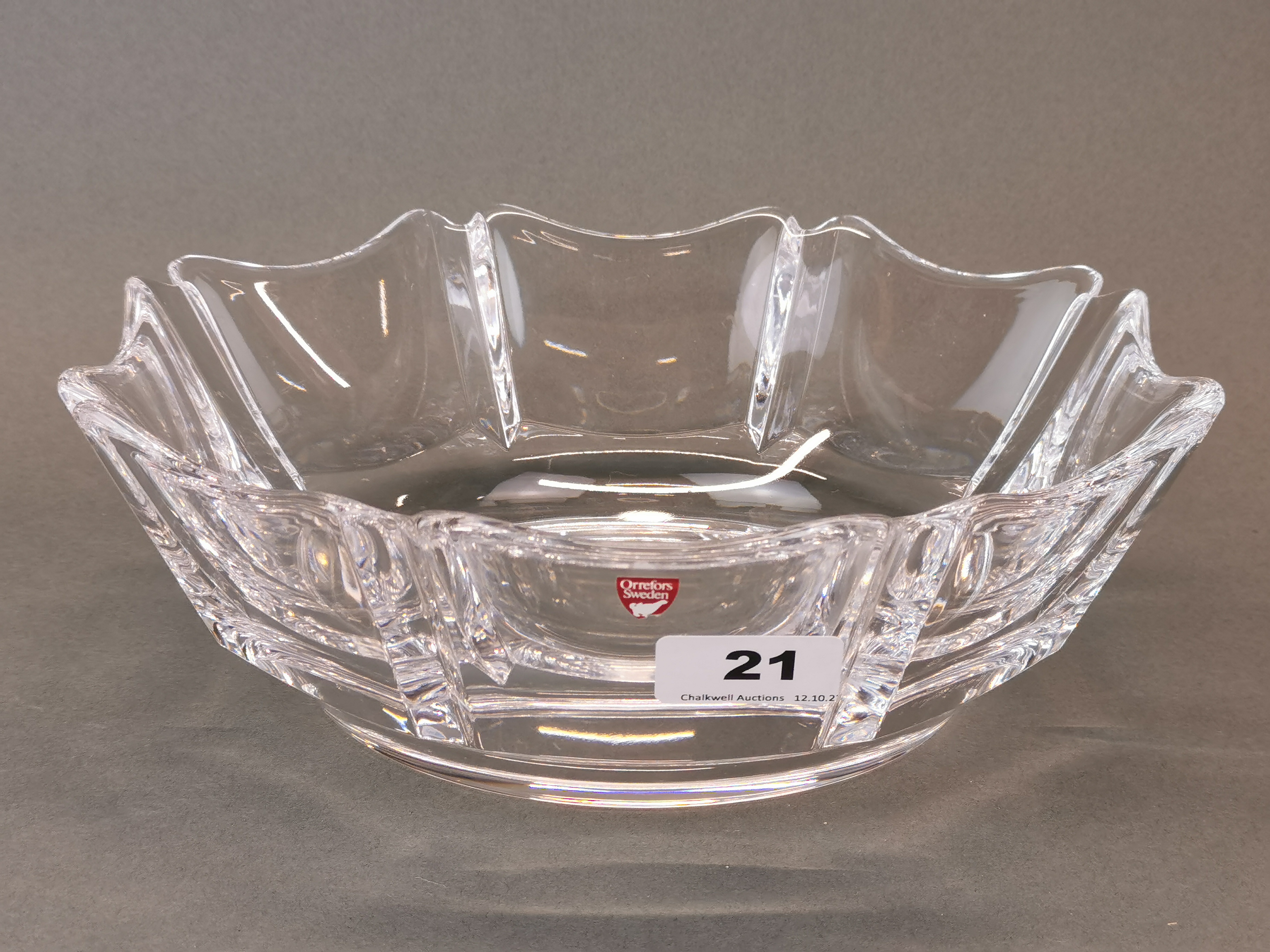 An impressive heavy crystal Orrefors signed bowl by Lars Hellsten c. 1970's, W. 26.5cm. - Image 3 of 6