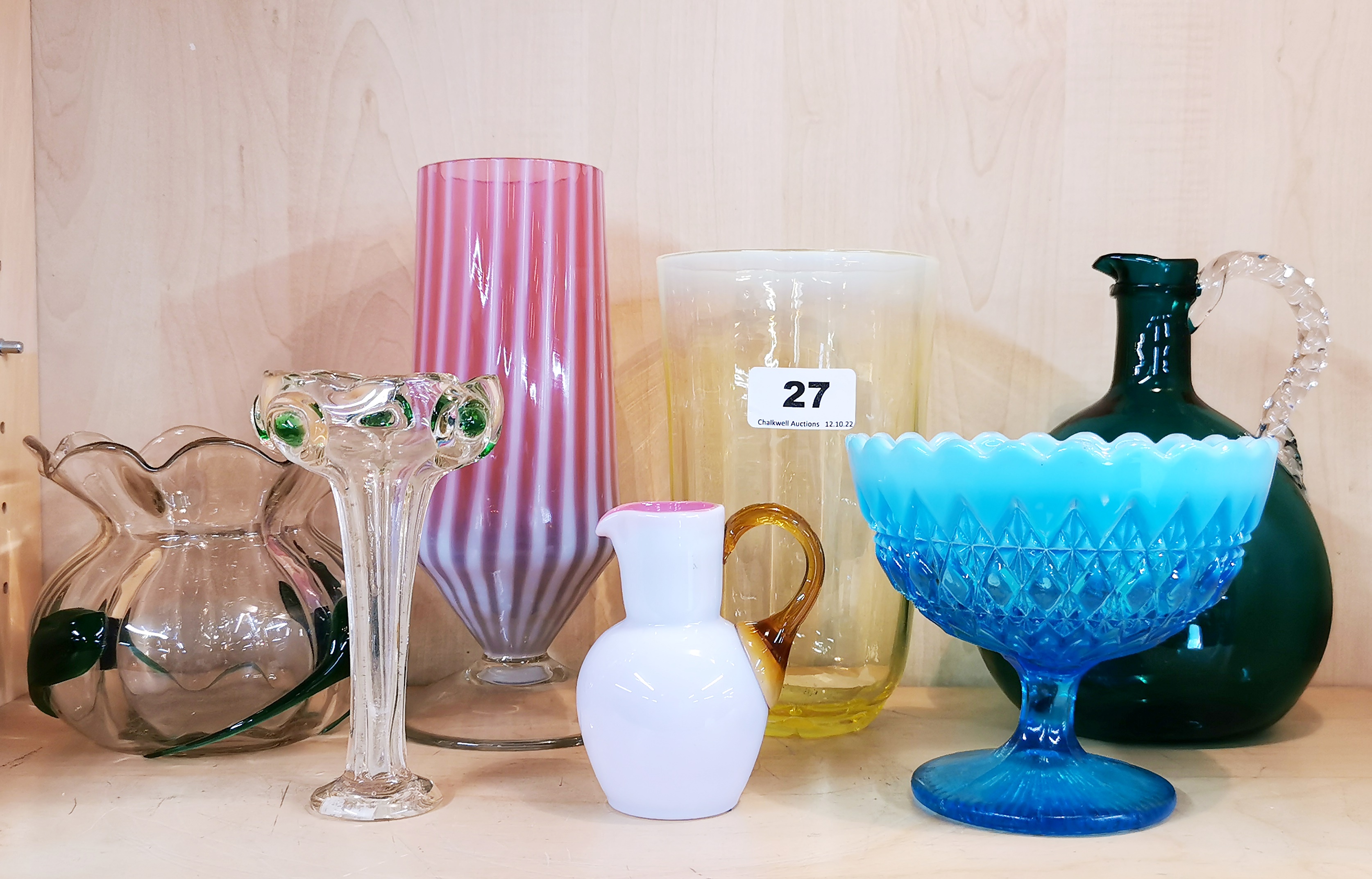 A group of good vaseline and other glassware, tallest 21cm.