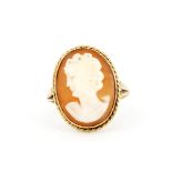 A hallmarked 9ct yellow gold cameo set ring, (O.5).