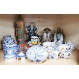 A quantity of Oriental porcelain items.