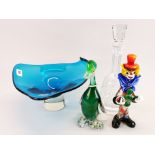 A Blue Knight Bohemian crystal centre piece, 33 x 17cm. Together with two Murano glass figures and a