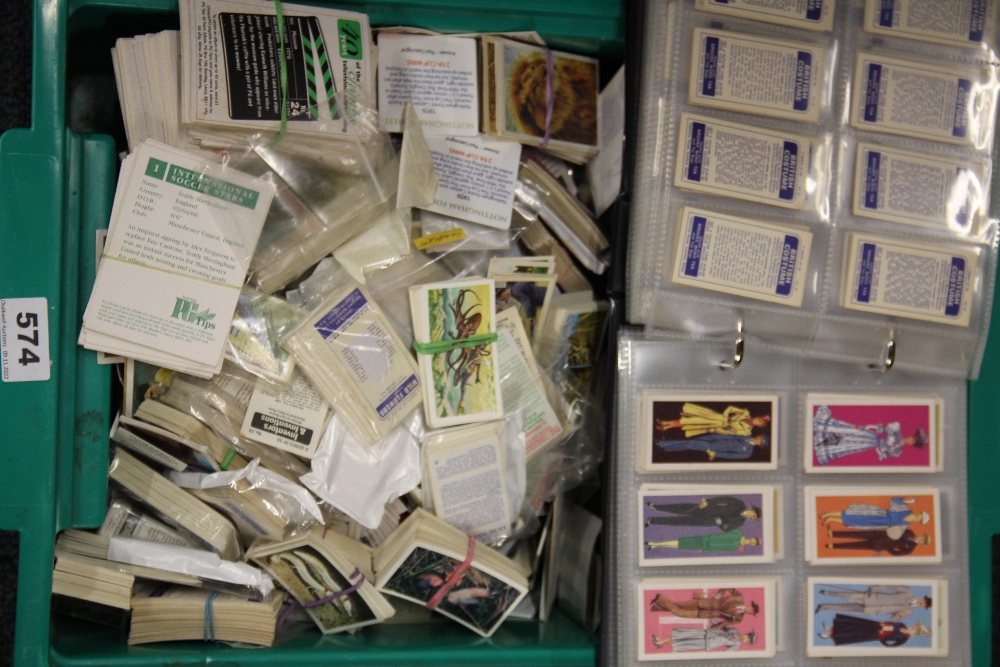 A large collection of mixed cigarette and tea cards. - Image 2 of 2