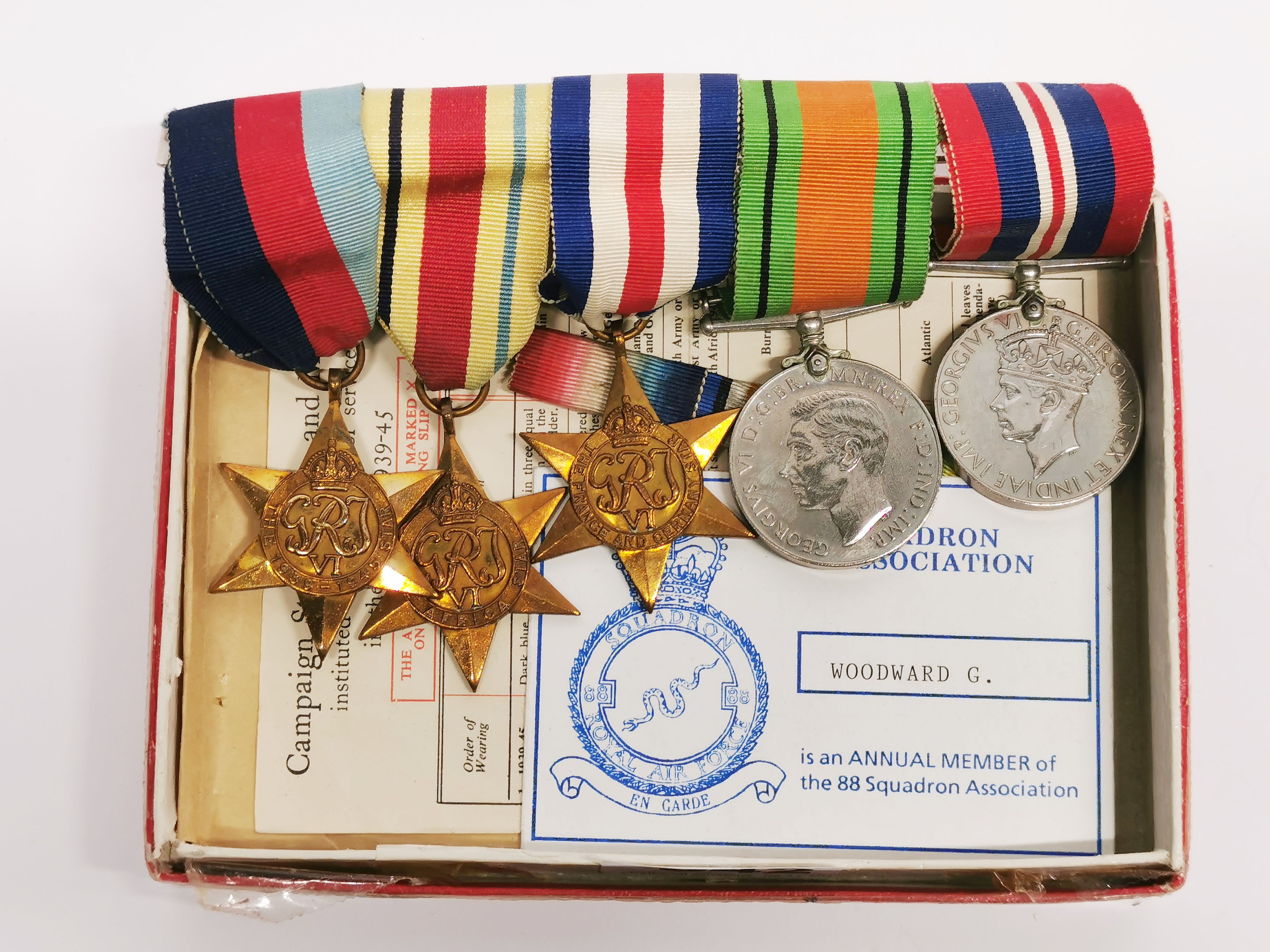 A bar of five WWII medals.