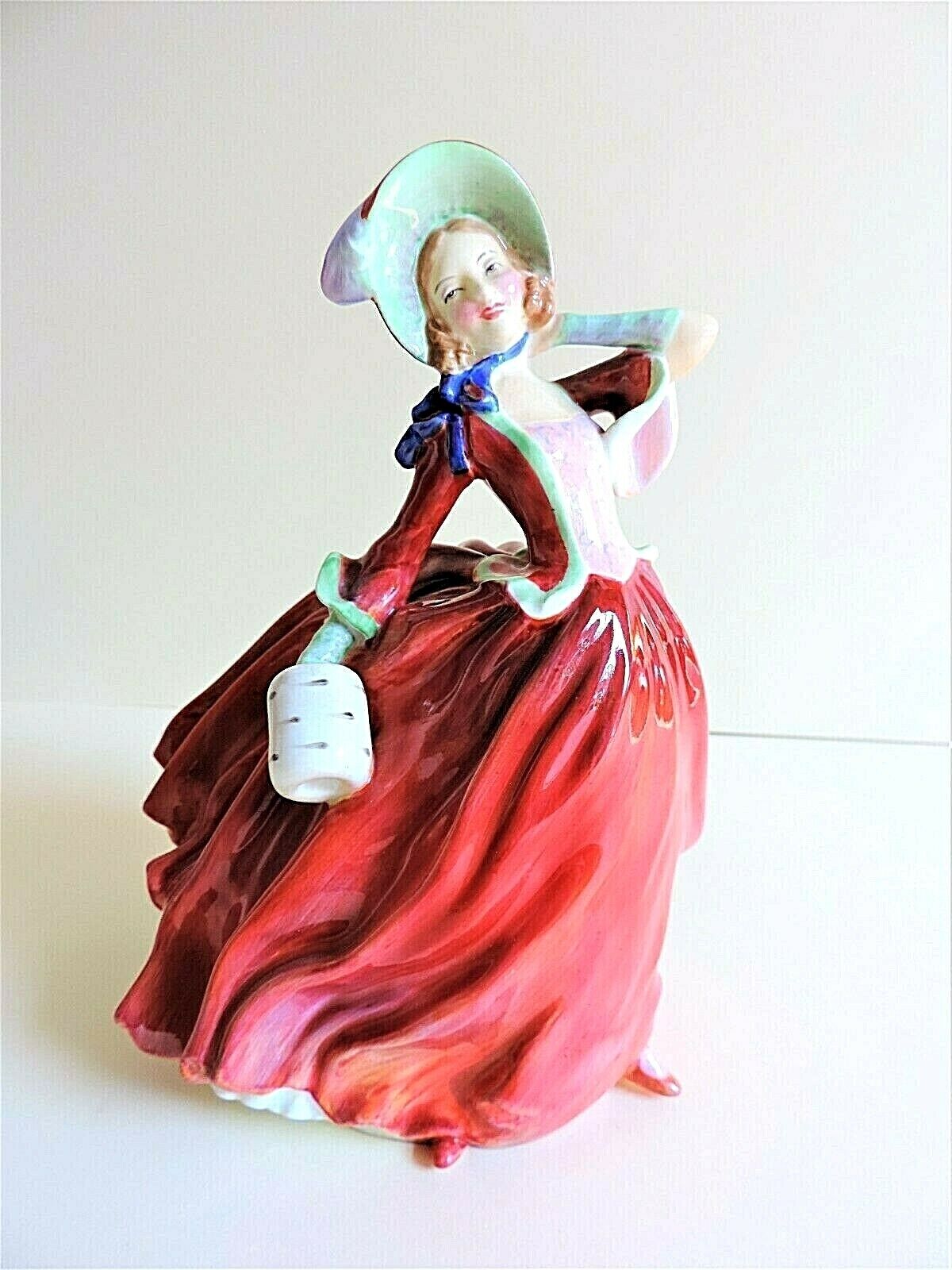 Vintage Royal Doulton Autumn Breezes Figurine Old Back Stamp.Royal Doulton Figurine HN 1934 Autumn