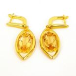 A pair of gold on 925 silver drop earrings set with marquise cut citrines, L. 2.5cm.