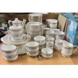 A very extensive Paragon Belinda pattern tea and coffee set.