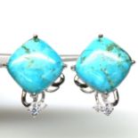 A pair of 925 silver turquoise set earrings, L. 2.5cm.