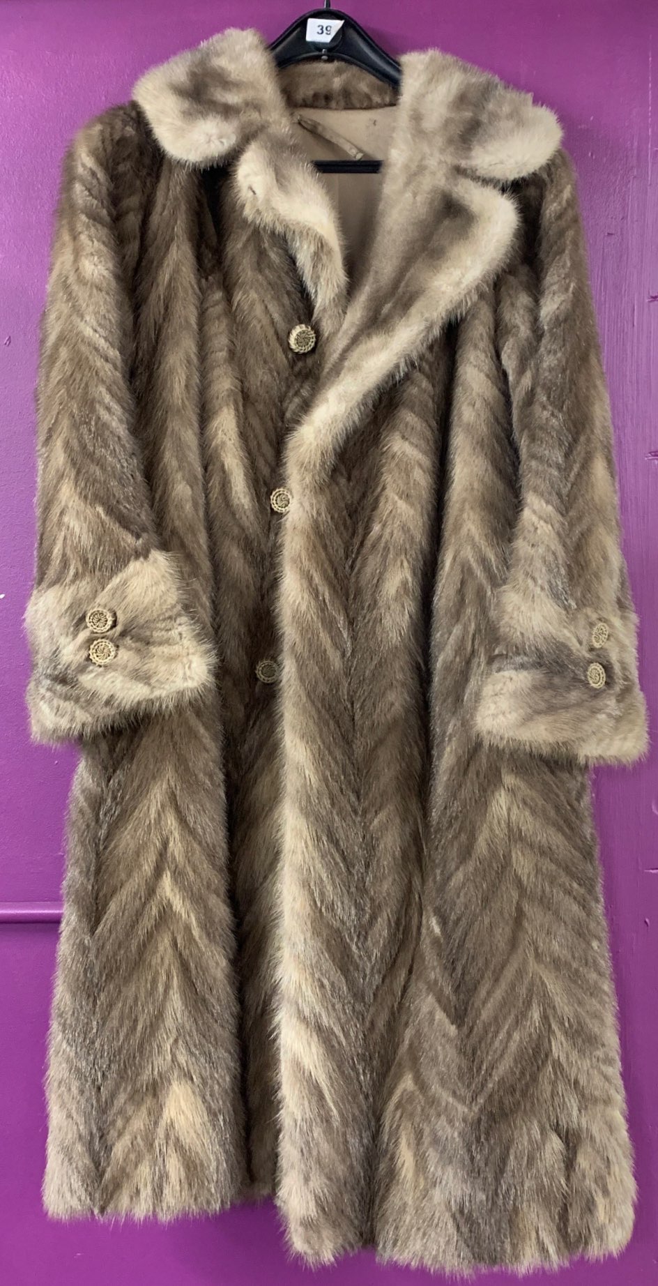 A vintage ladies silver fox fur coat.