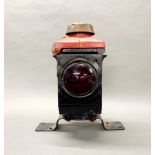 Railway interest: A mid 20th century railway level crossing double sided warning lamp, H. 44cm.