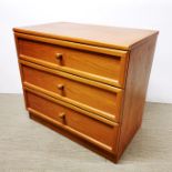 A G plan oak chest of drawers, 75 x 70 x 45cm.