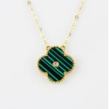 An 18ct yellow gold "alhambra" style malachite necklace, L. 1.3cm.