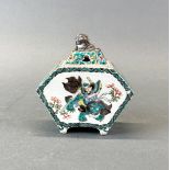 A fine Chinese hand painted porcelain censer, W. 12cm, H. 13cm.