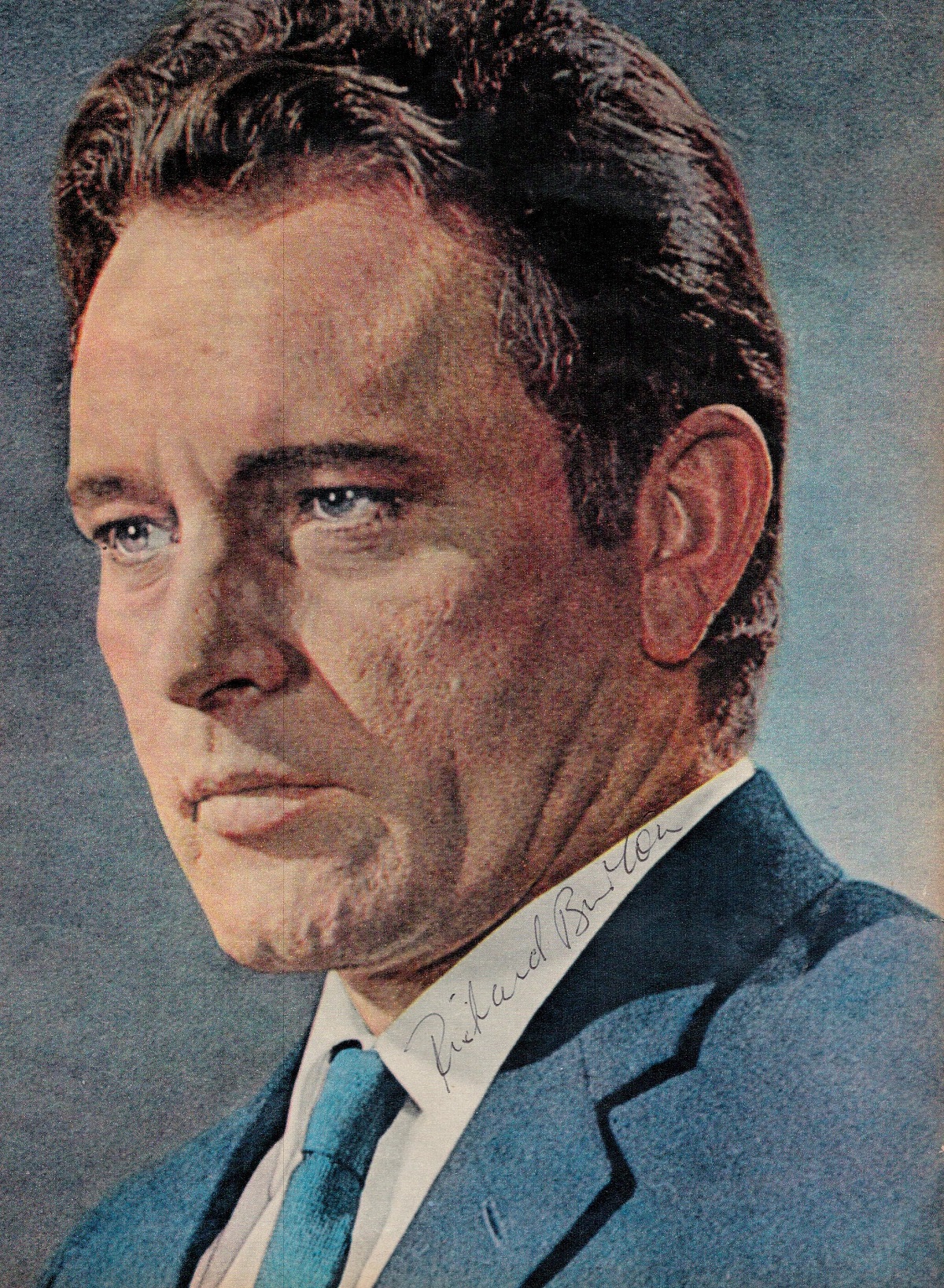 Richard Burton (1925-1984) Actor Signed 7x10 Magazine Picture. Good condition. All autographs come