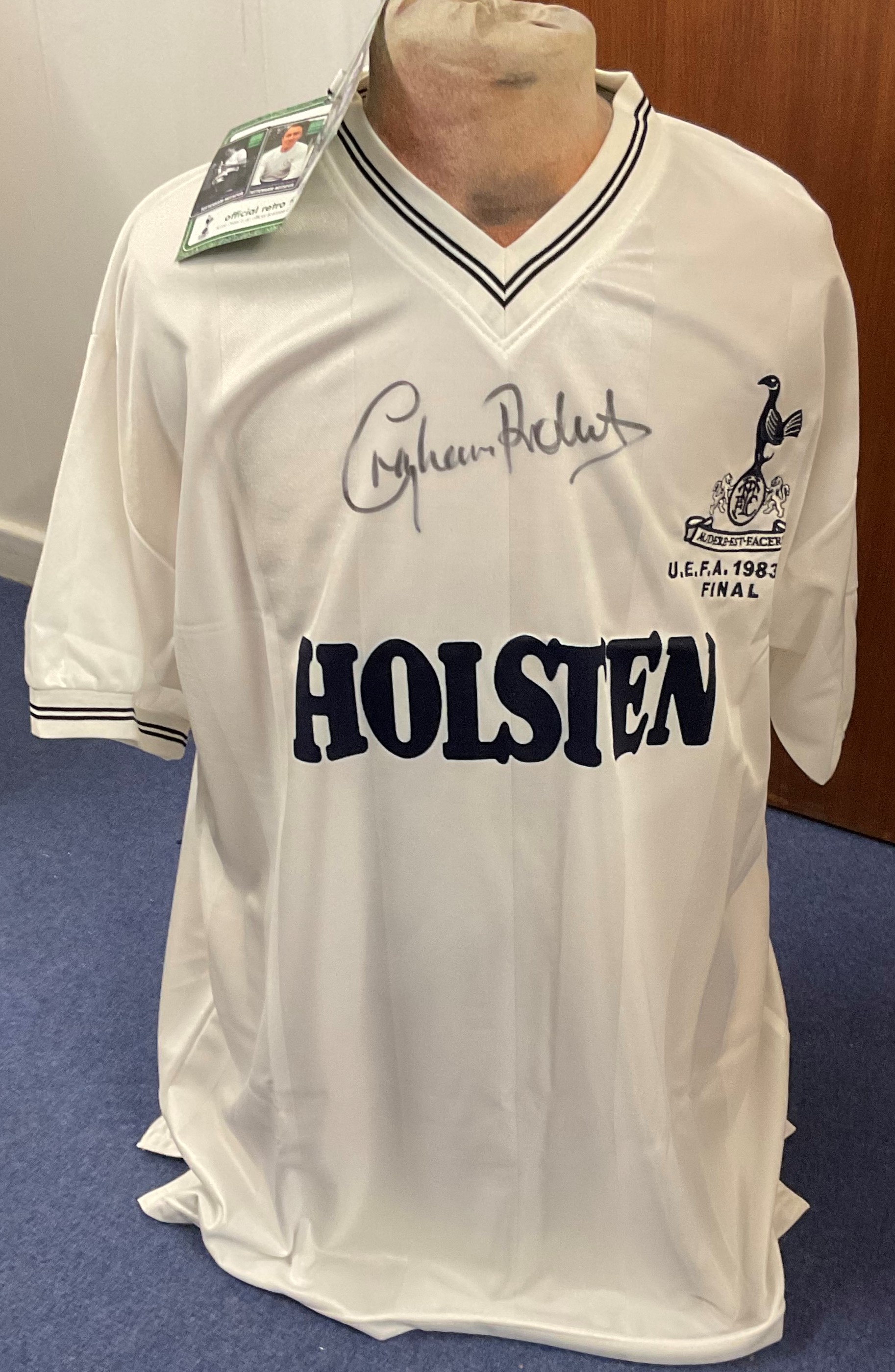 Graham Roberts signed Tottenham Hotspur 1983 U.E.F.A Cup Final retro shirt. Good condition. All