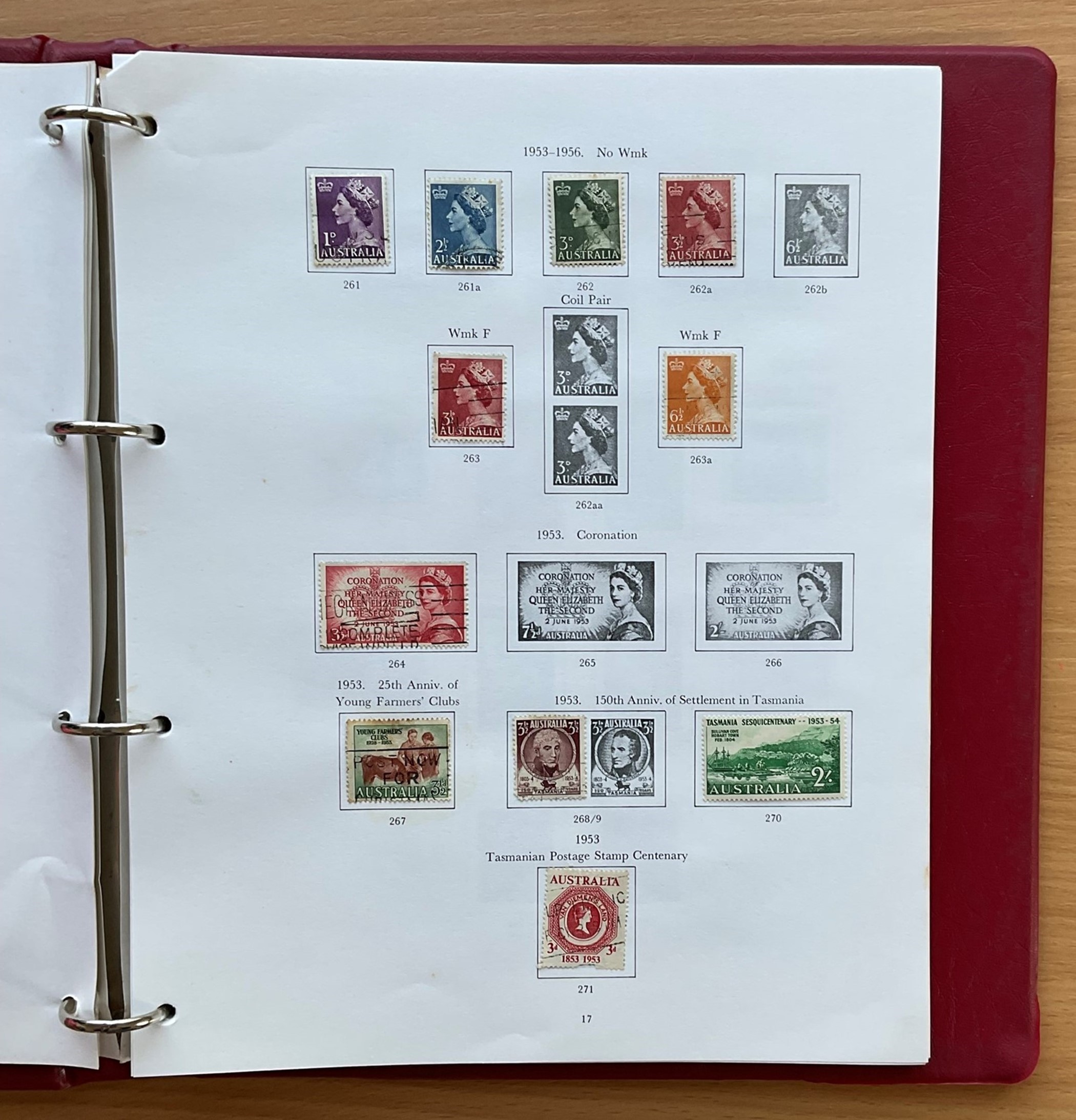 Stanley Gibbons Commonwealth of Australia Album with over 150 Stamps, has pictures and information - Image 2 of 3