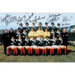 Football Autographed Scotland 12 X 8 Photo Col, Depicting A Superb Image Showing Scotland Players