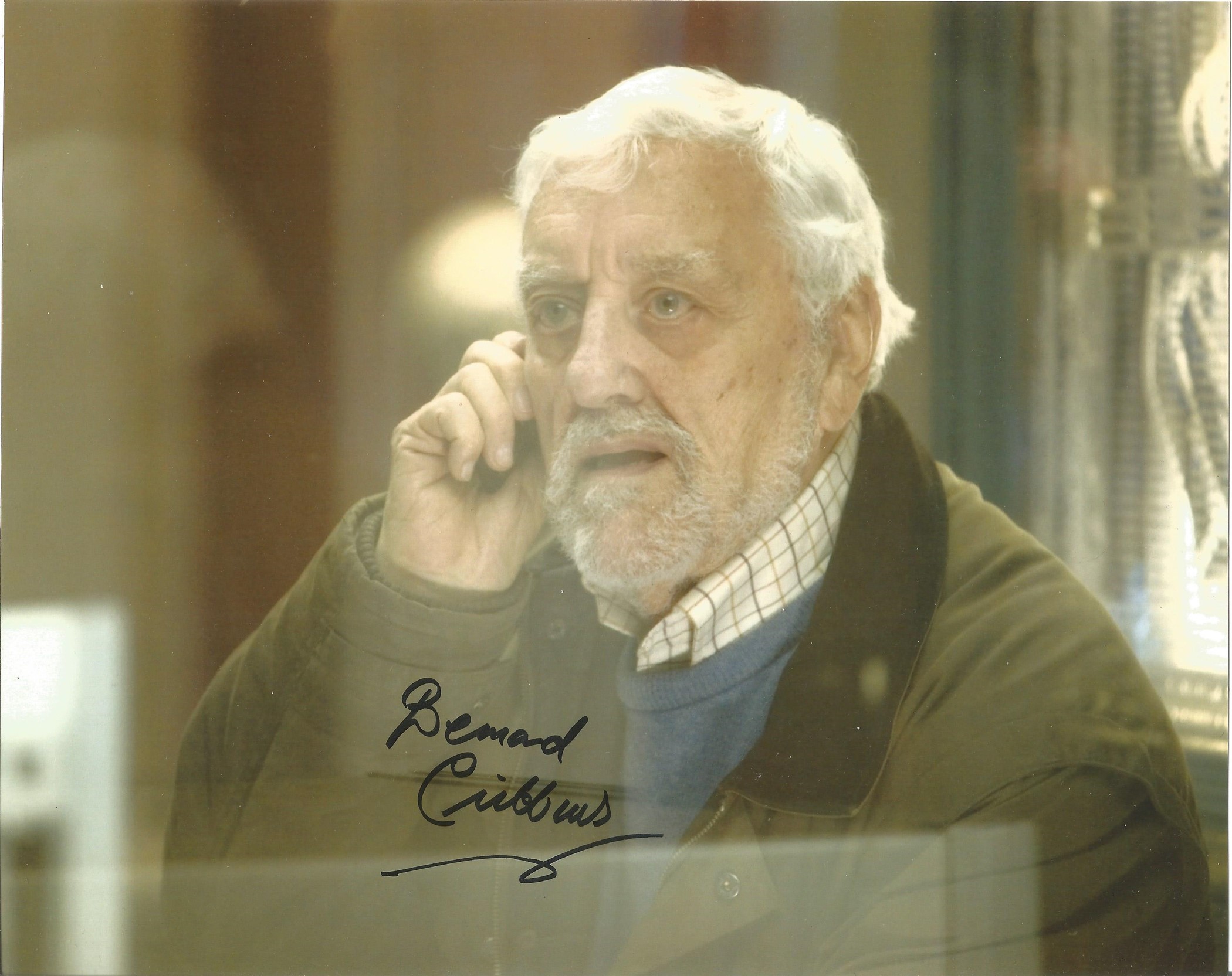 Bernard Cribbins 10x8 signed colour photo. Bernard Cribbins, OBE is an English actor, comedian,