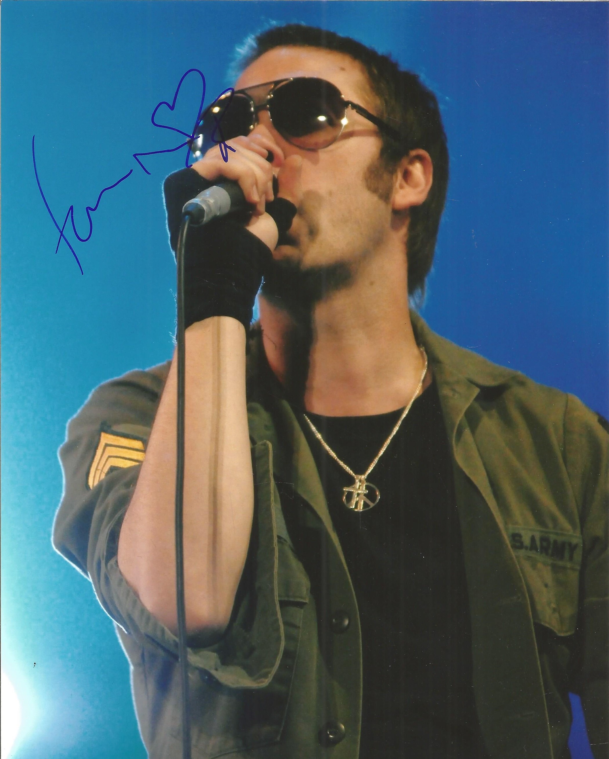 Tom Meighan signed colour photo 10 x 8 inch. Good condition. All autographs come with a