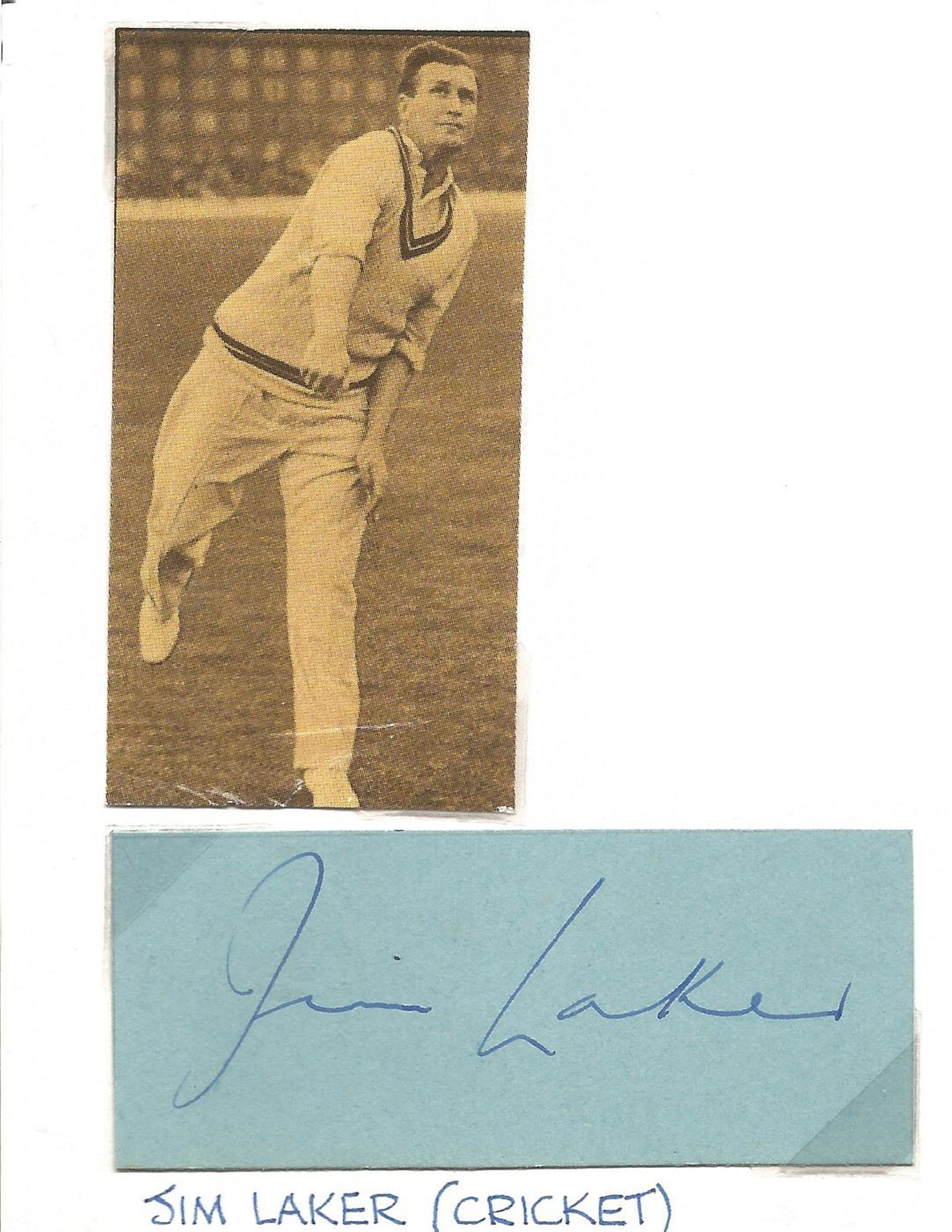 Cricket Jim Laker signature piece includes 3x2 album page cutting and 3x2 vintage black and white