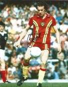 Football Alan Curtis 10x8 Signed Colour Photo Pictured In Action For Wales. Good condition. All