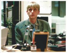 Mackenzie Crook signed 10x8 colour photo. Good condition. All autographs come with a Certificate