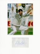 Cricket Richard Hadlee 16x12 overall mounted signature piece includes signed album page and a superb