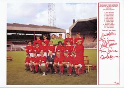 Multi Signed Man Utd 1968 European Cup Winners Colour Print measuring 17x12 Overall. Signed in red
