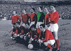 Autographed Man United 16 X 12 Photo - Colorized, Depicting Players Posing For A Team Photo Prior To